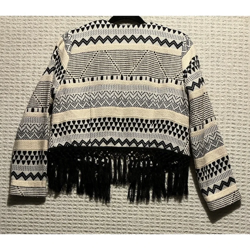 Abercrombie & Fitch Women Cropped Fringe Tapestry Jacket Aztec Print L NEW - Picture 2 of 6